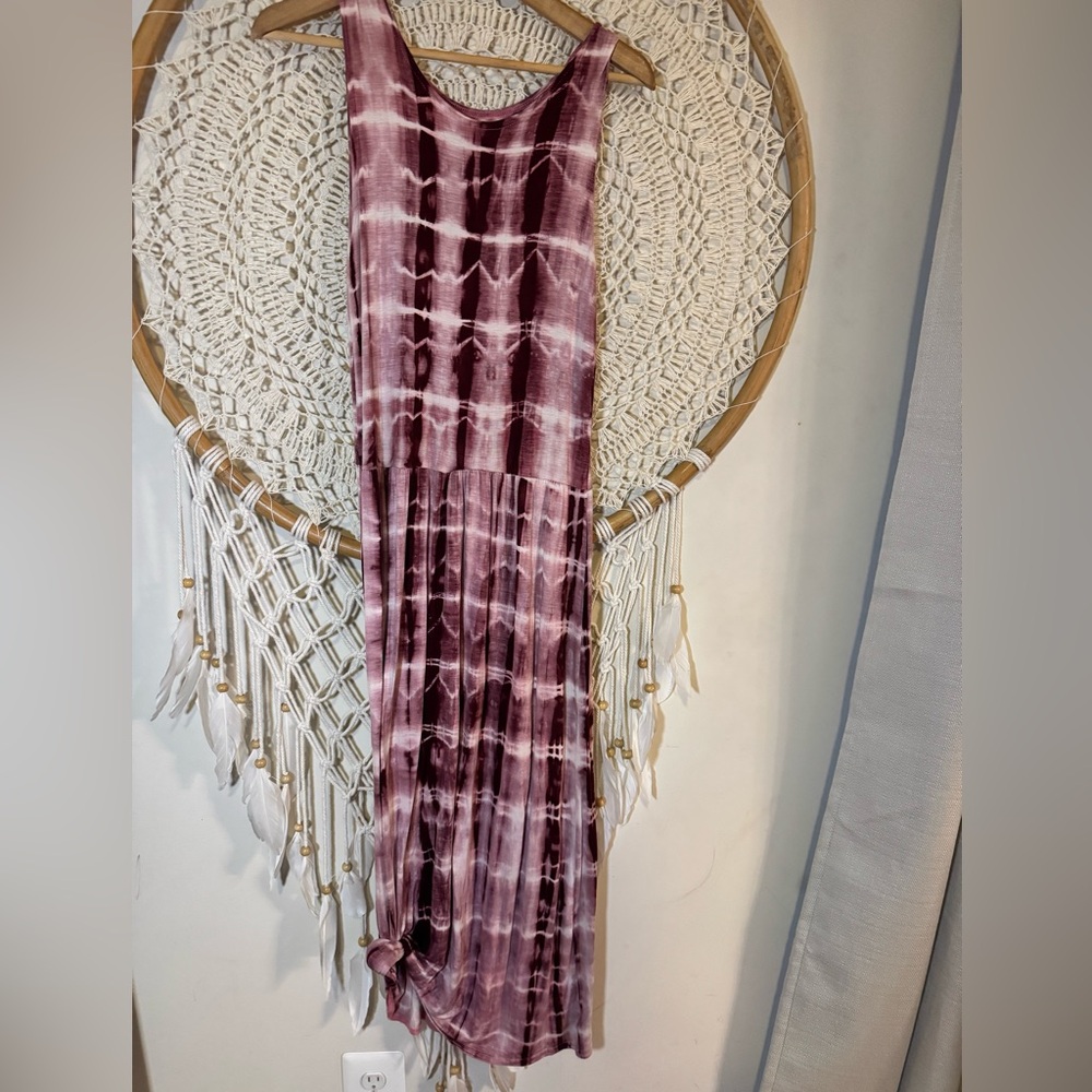 Tie-Dye Sleeveless Maxi Dress